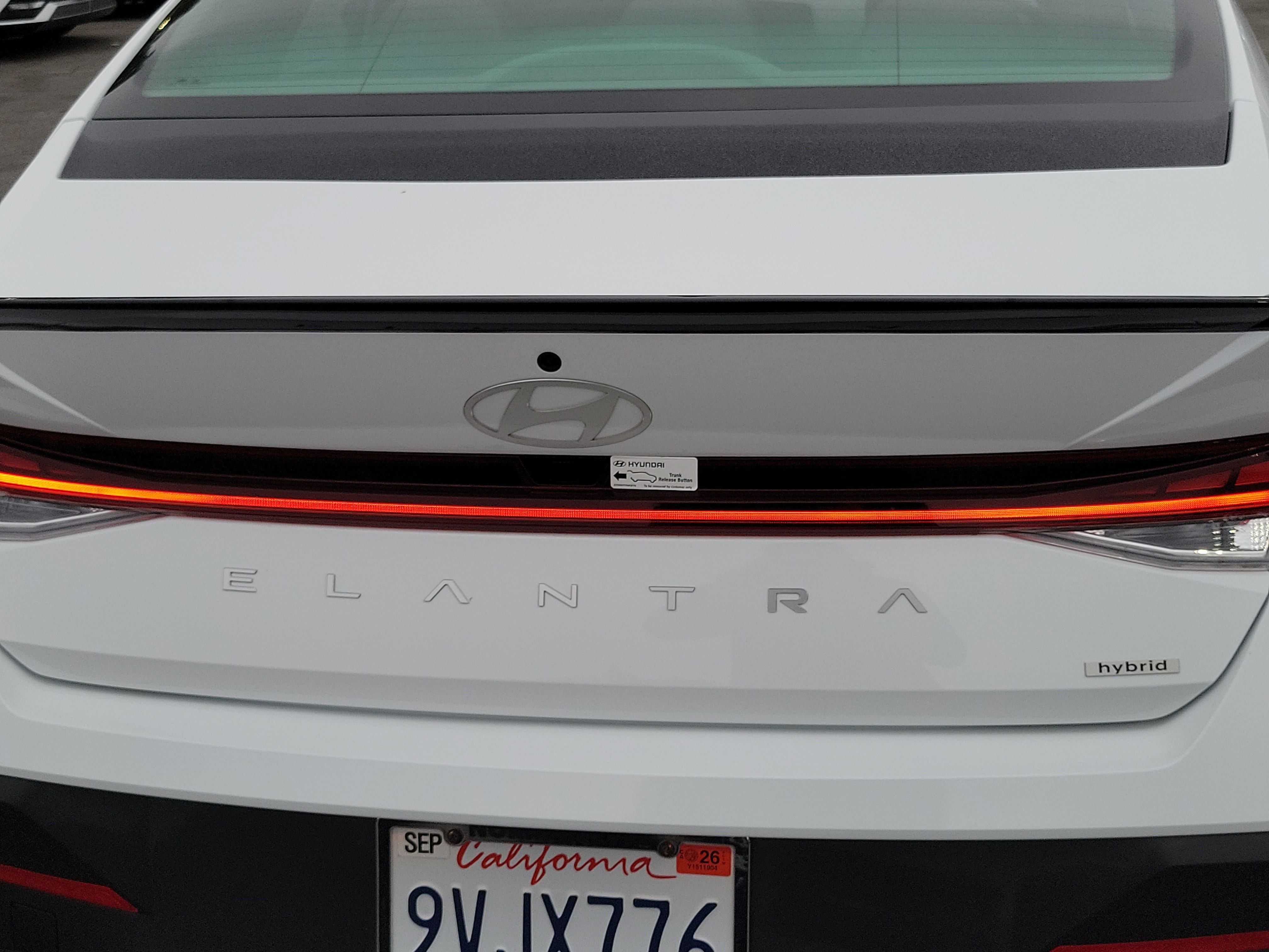 Certified 2025 Hyundai Elantra SEL FWD image 22