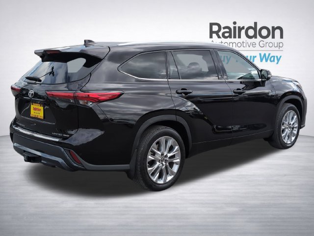 Used 2022 Toyota Highlander Limited AWD/4WD image 7