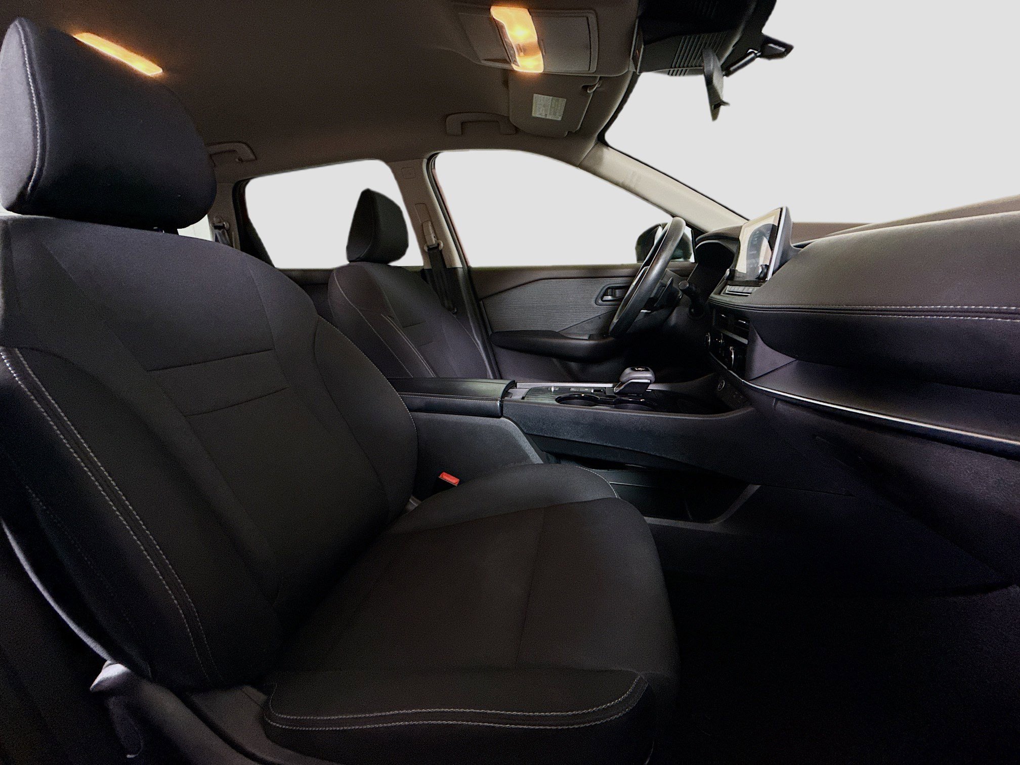 Used 2023 Nissan Rogue S image 29