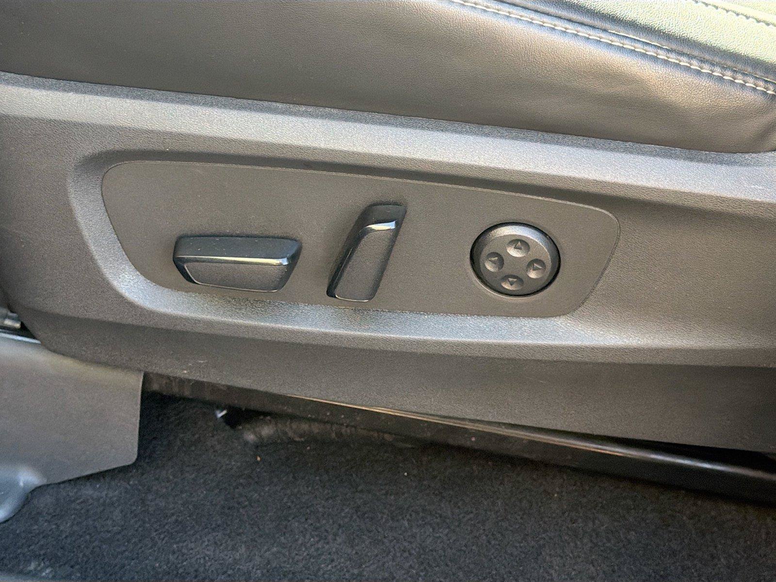 Used 2023 INFINITI QX60 Luxe w/ Cargo Package AWD/4WD image 26