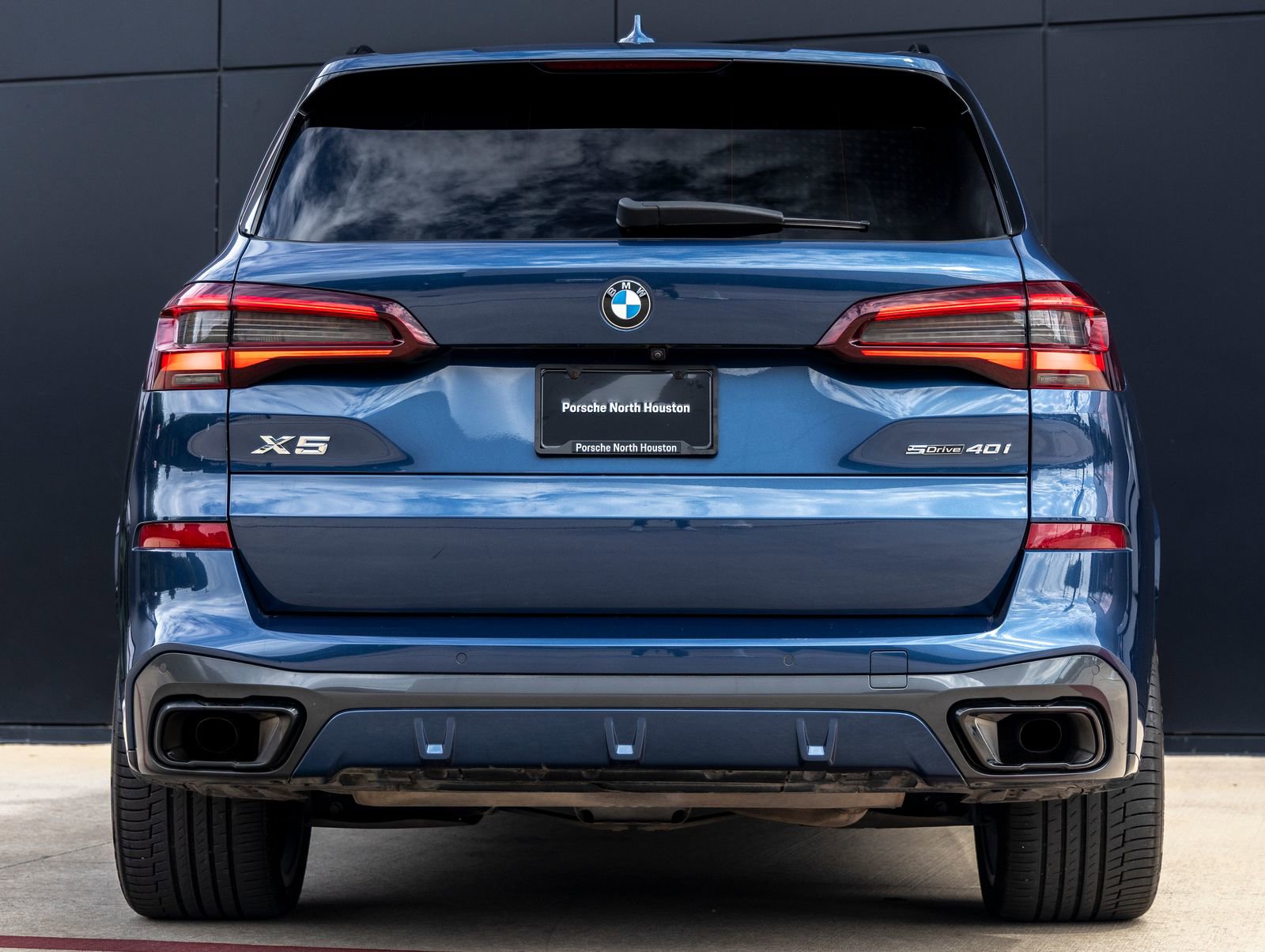 Used 2023 BMW X5 sDrive40i w/ M Sport Package image 7