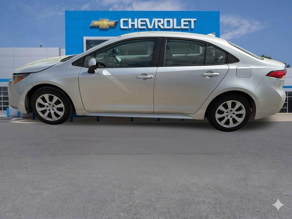 Used 2021 Toyota Corolla LE image 36