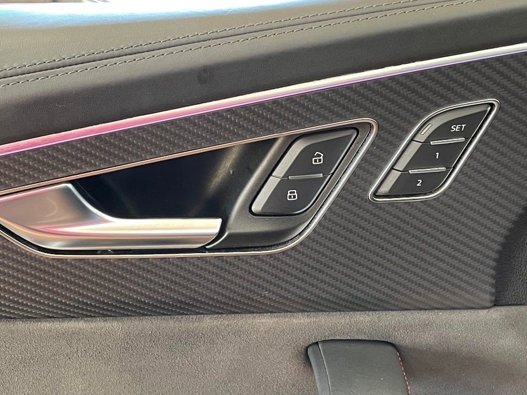 Used 2023 Audi RS Q8 w/ Black Optic Package image 19