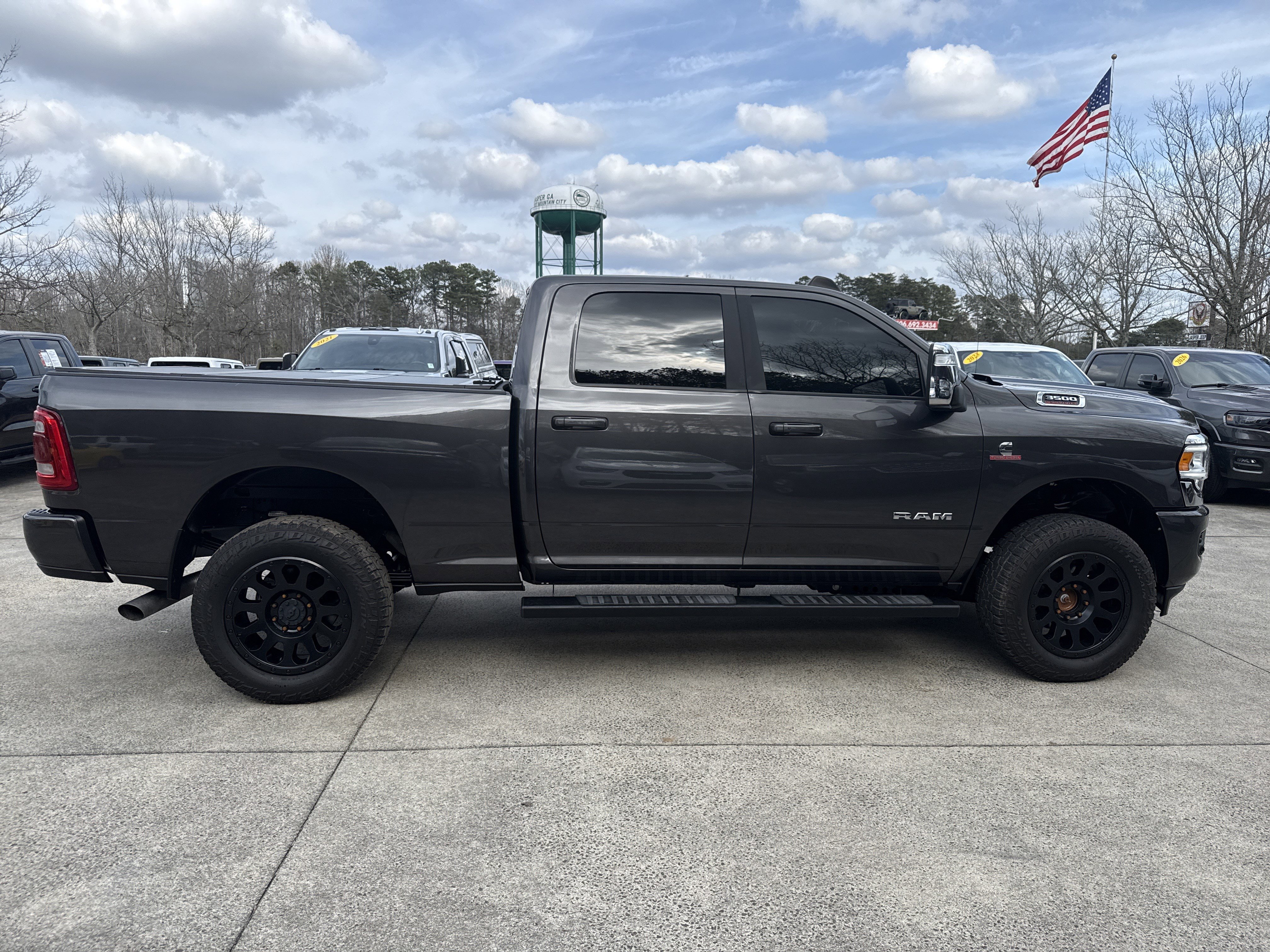 Used 2024 RAM 3500 Laramie w/ Bed Utility Group image 8