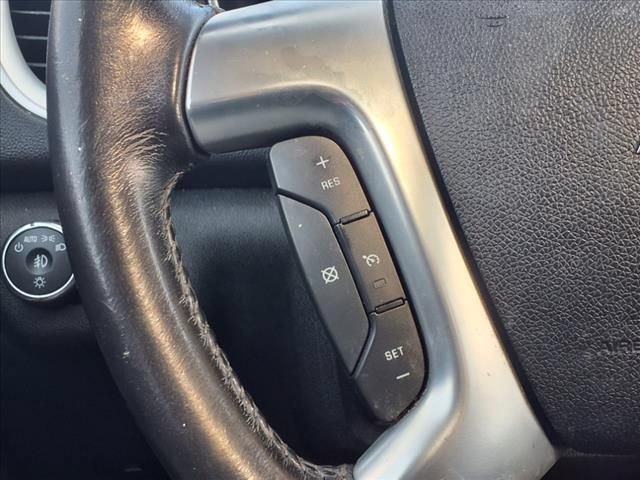 Used 2015 Chevrolet Traverse LT w/ Style and Technology Package FWD image 18