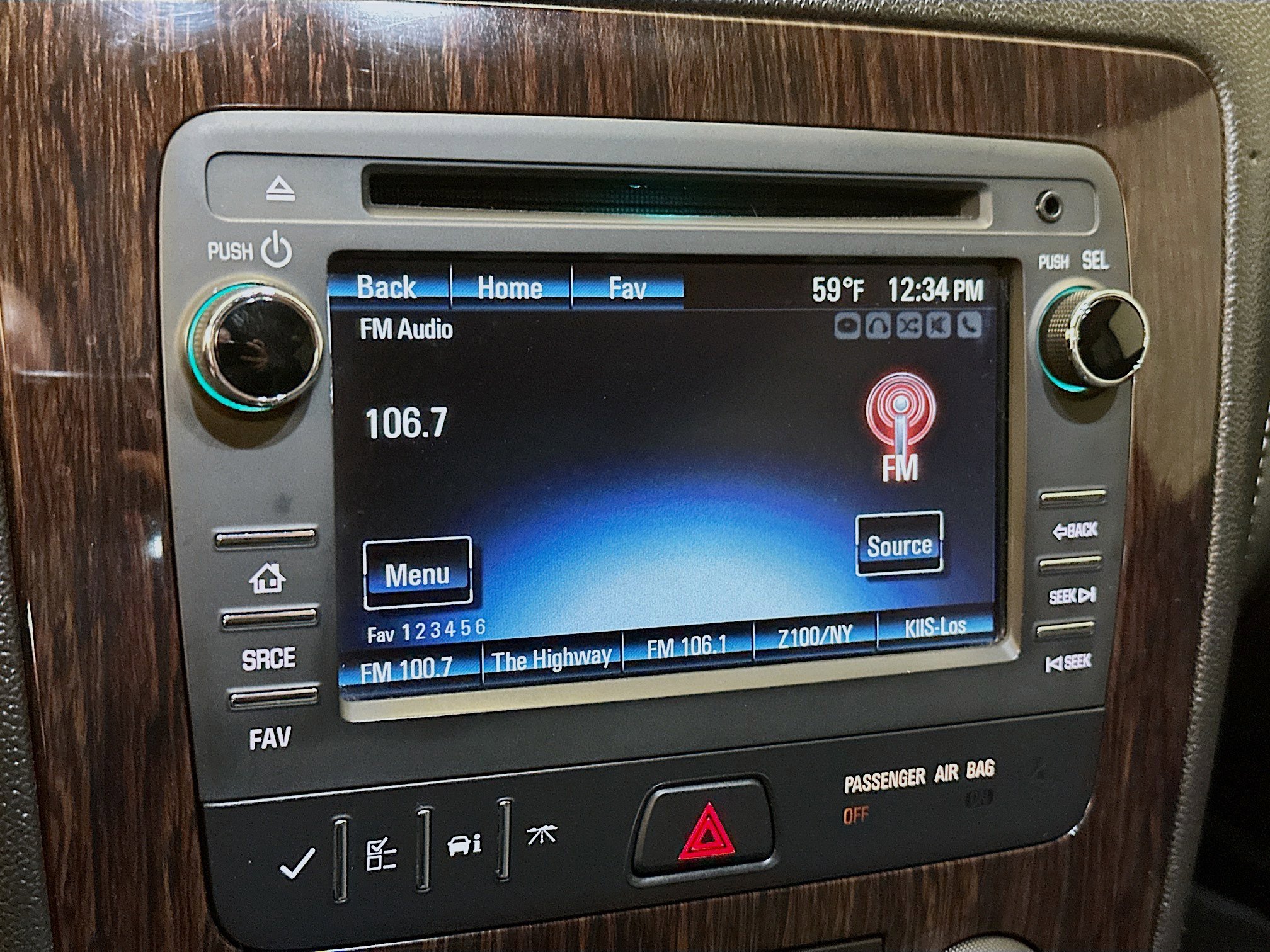 Used 2016 Chevrolet Traverse LT image 21