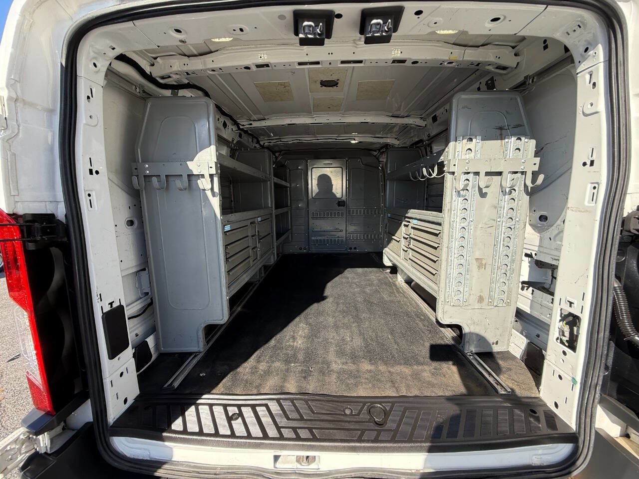 Used 2016 Ford Transit 250 130 Low Roof image 9