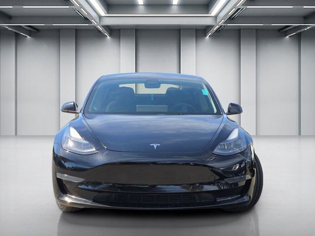Used 2023 Tesla Model 3 Standard Range image 2