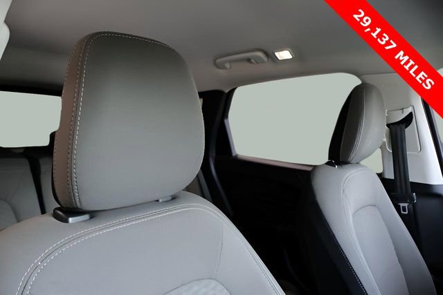 Used 2022 Ford Escape SE image 18