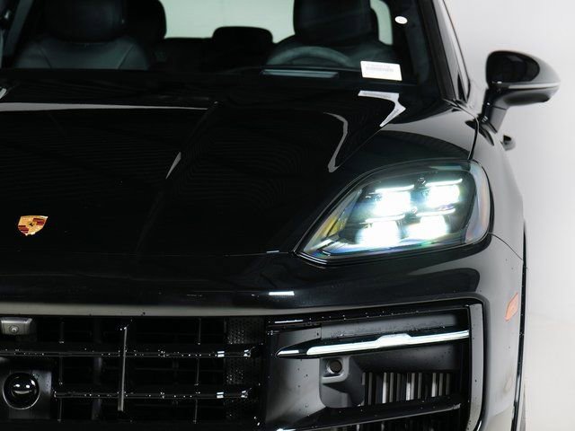 New 2026 Porsche Cayenne GTS image 28