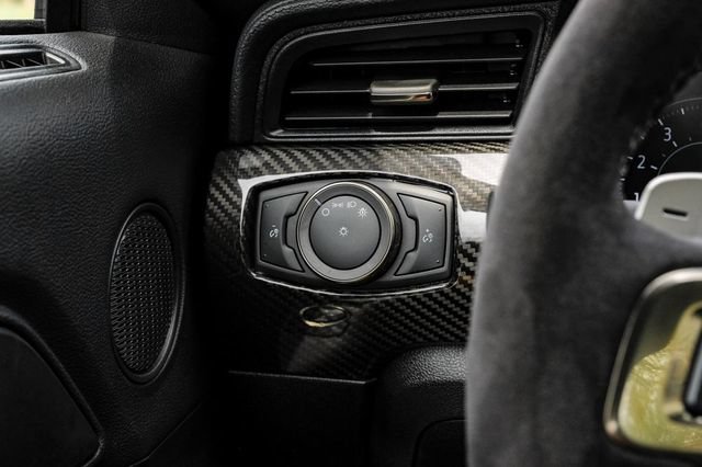 Used 2020 Ford Mustang Shelby GT500 w/ Carbon Fiber Track Pack RWD image 31
