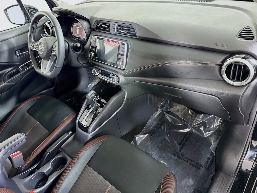 Used 2020 Nissan Versa SR w/ Convenience Package image 28