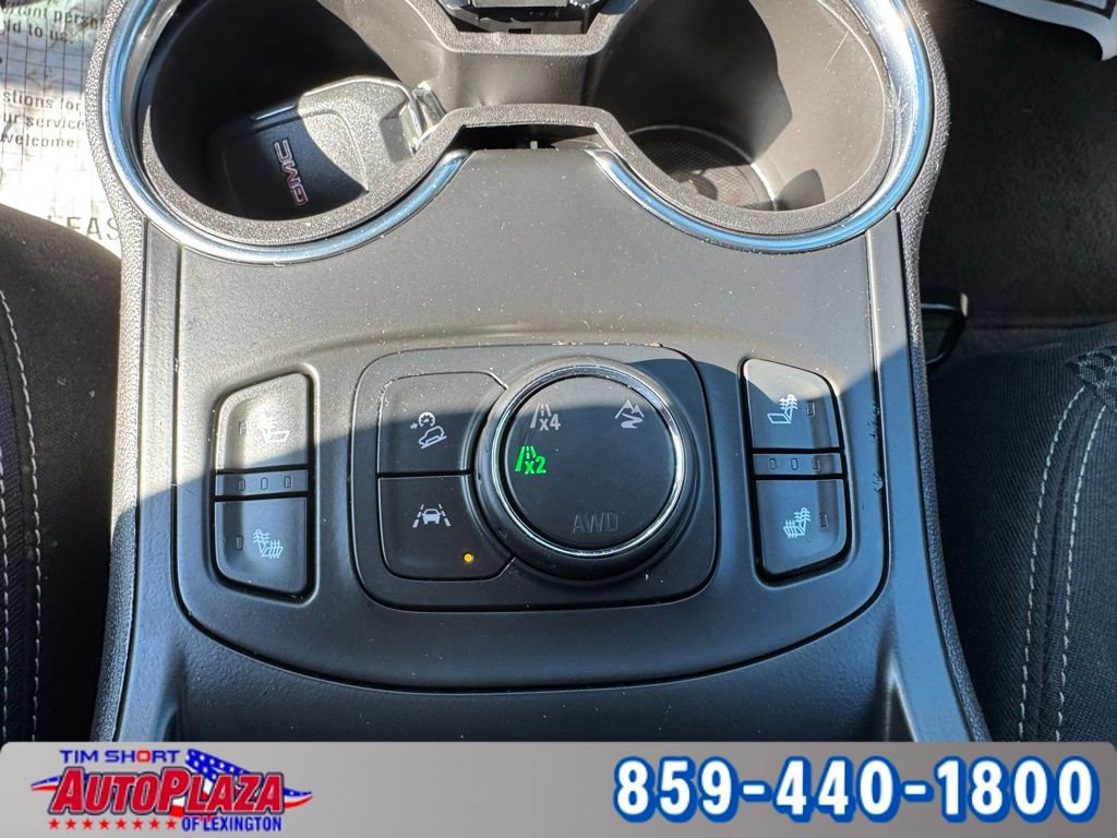 Used 2023 GMC Terrain SLE w/ Driver Convenience Package image 28