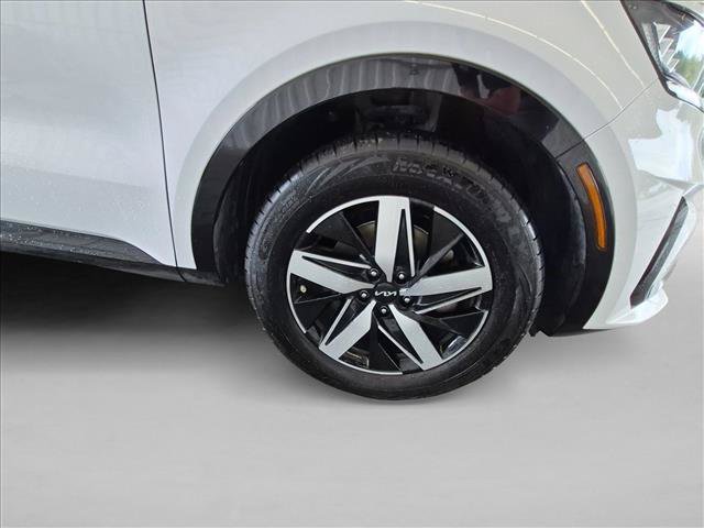 Used 2023 Kia Sorento S FWD image 23