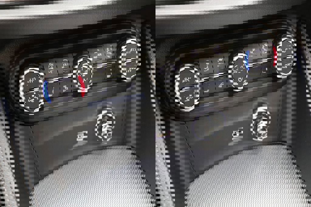 Used 2022 Alfa Romeo Stelvio Veloce image 19