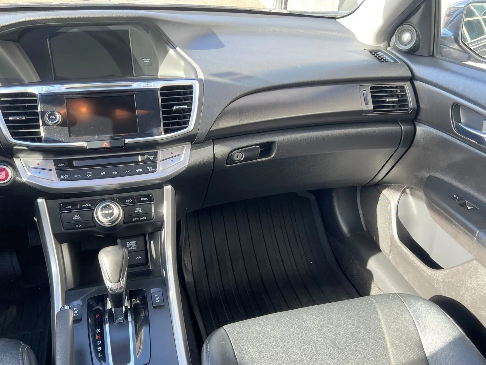 Used 2013 Honda Accord EX-L image 17