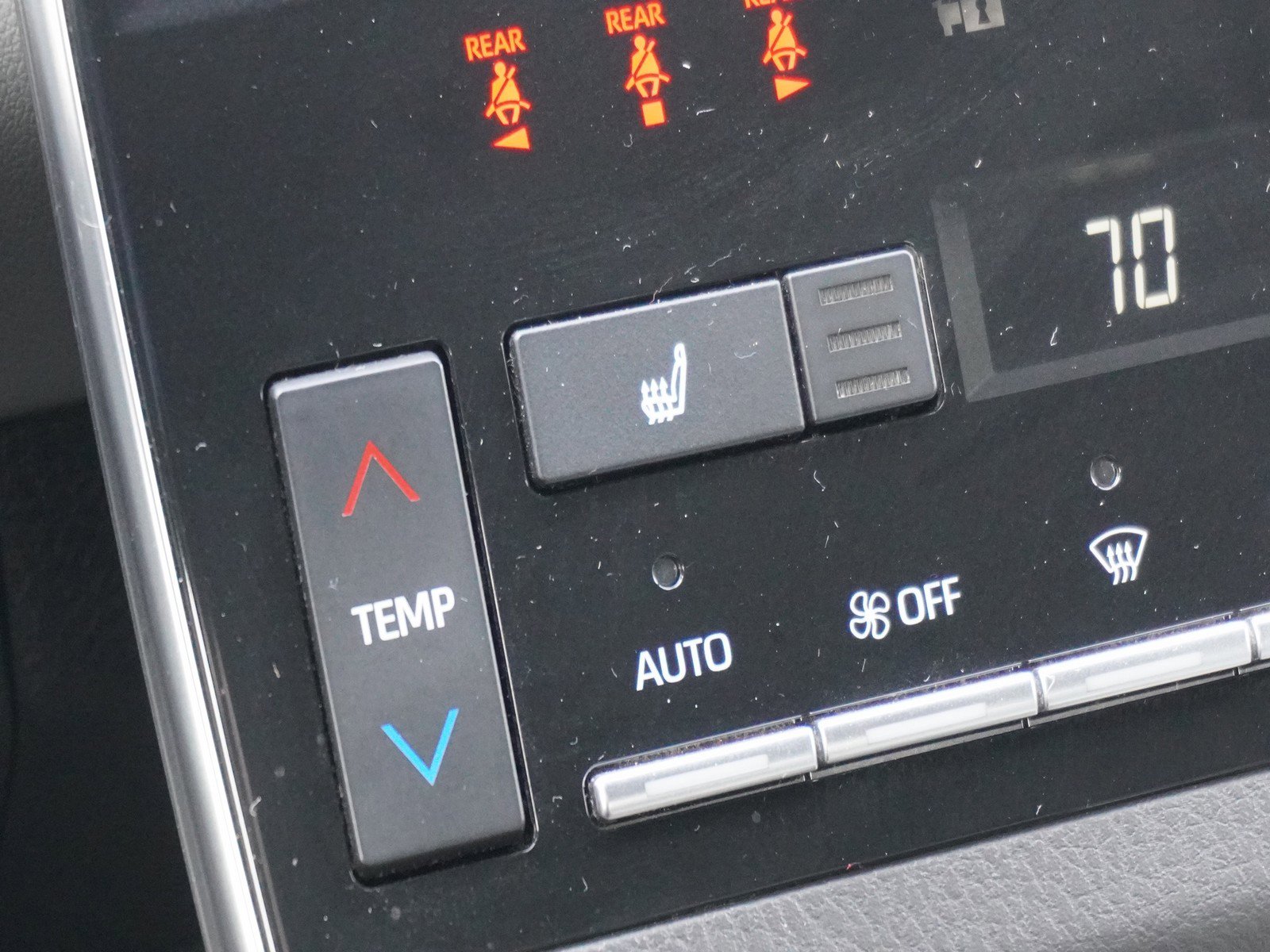 Used 2021 Toyota Avalon XLE w/ Moonroof Package image 24