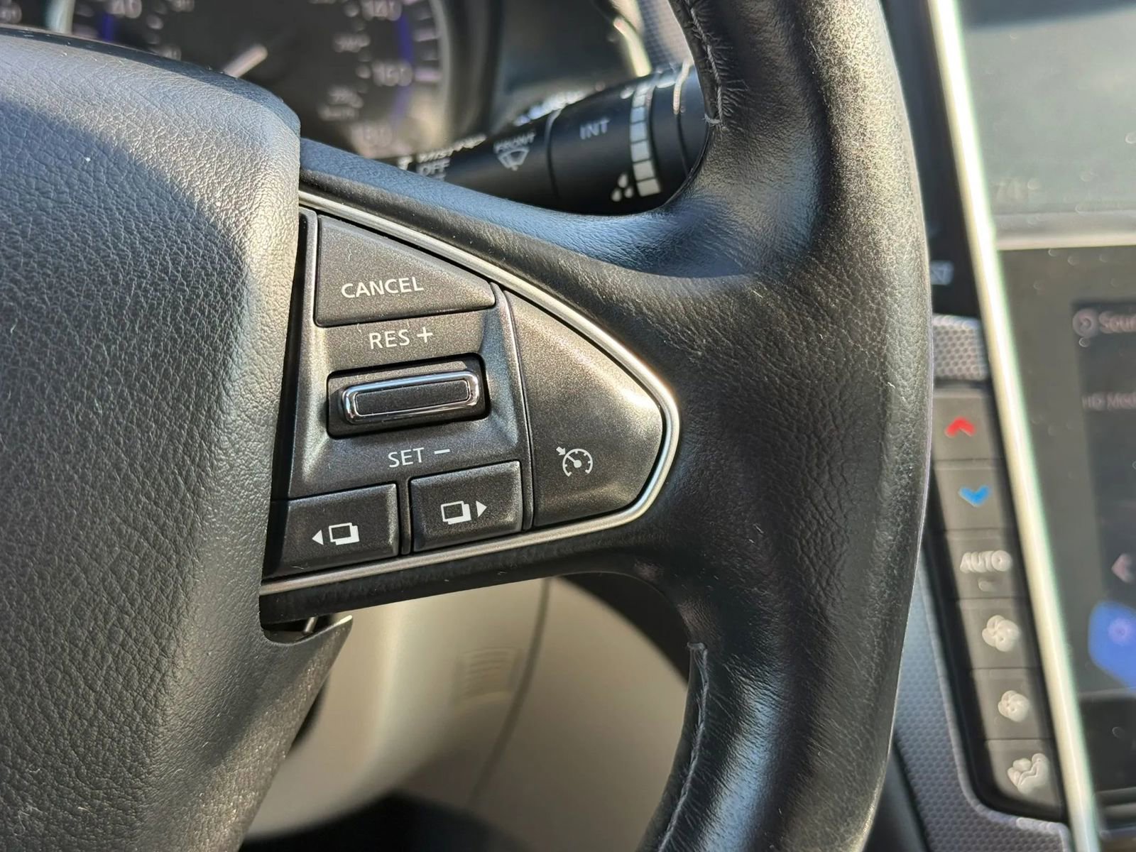 Used 2014 INFINITI Q50 2.0t w/ Moonroof Package AWD/4WD image 24