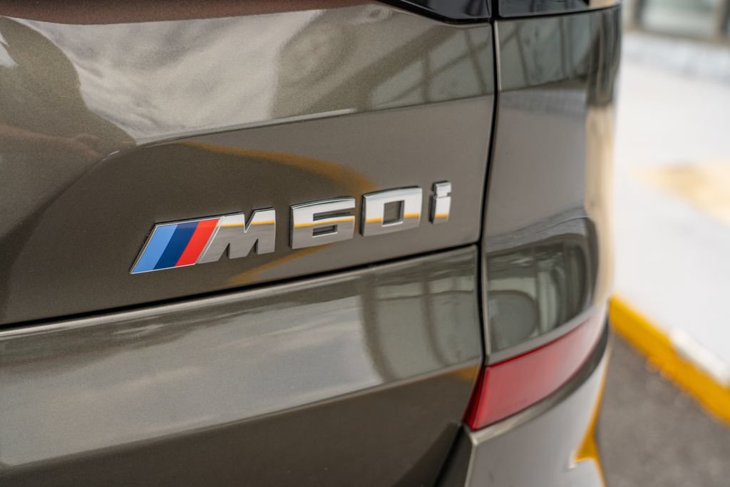 Used 2024 BMW X5 M60i AWD/4WD image 6