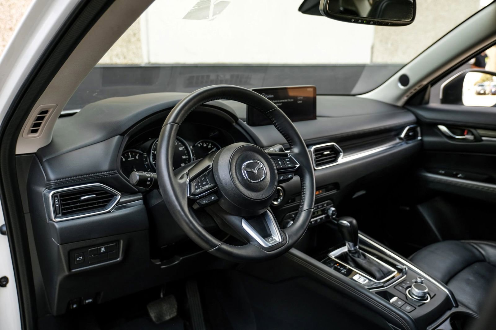 Used 2023 MAZDA CX-5 AWD 2.5 S w/ Premium Plus Pkg image 2