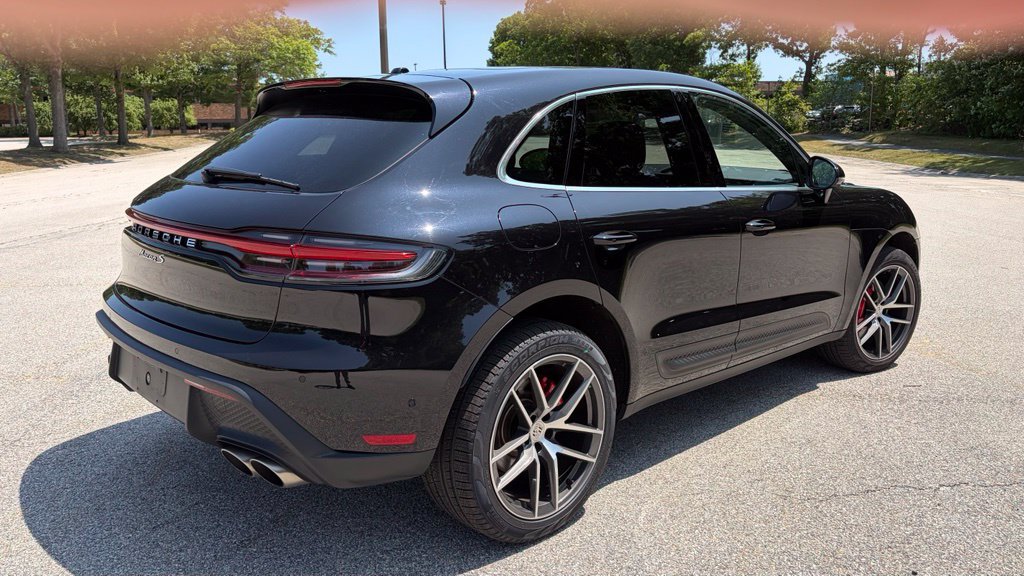 Used 2023 Porsche Macan S AWD/4WD image 5