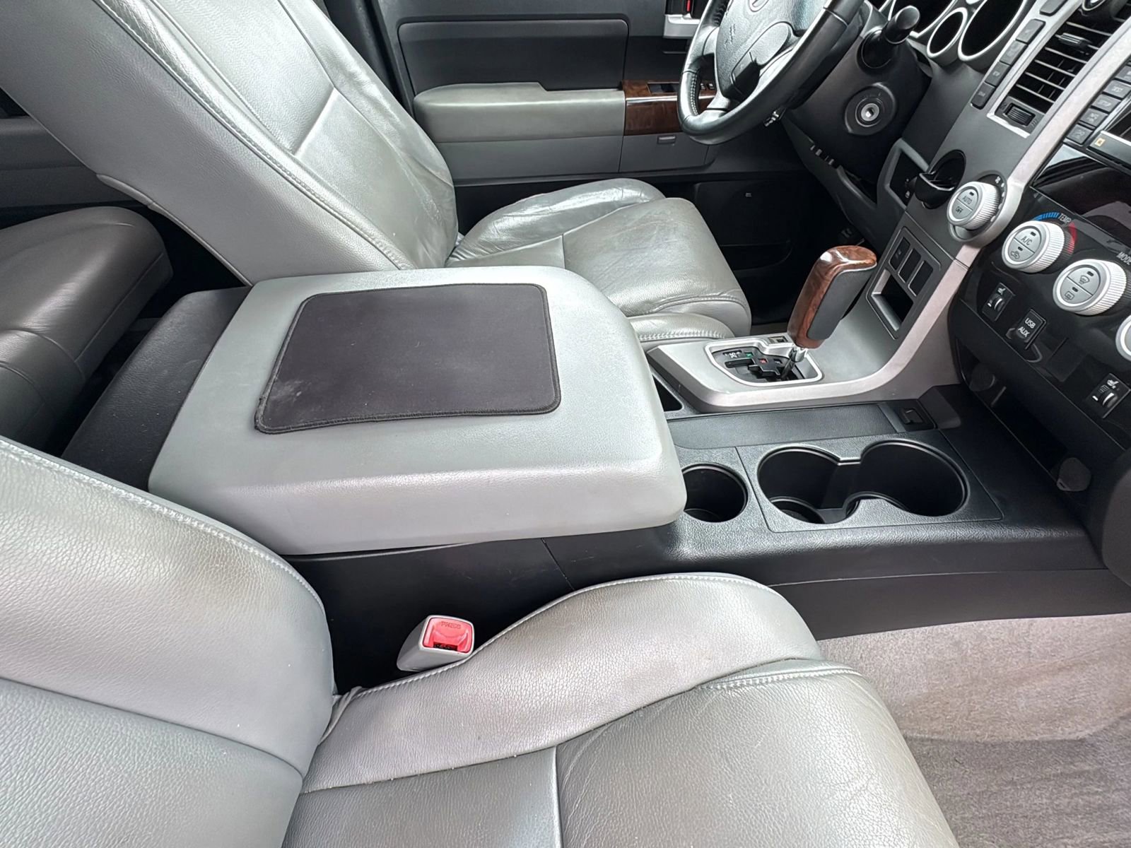 Used 2011 Toyota Tundra Limited w/ Memory Pkg RWD image 20