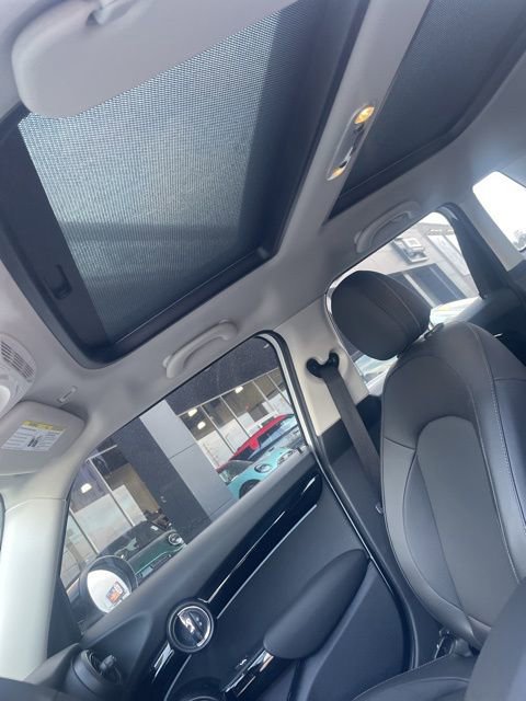 Certified 2023 MINI Cooper 4-Door Hardtop image 21