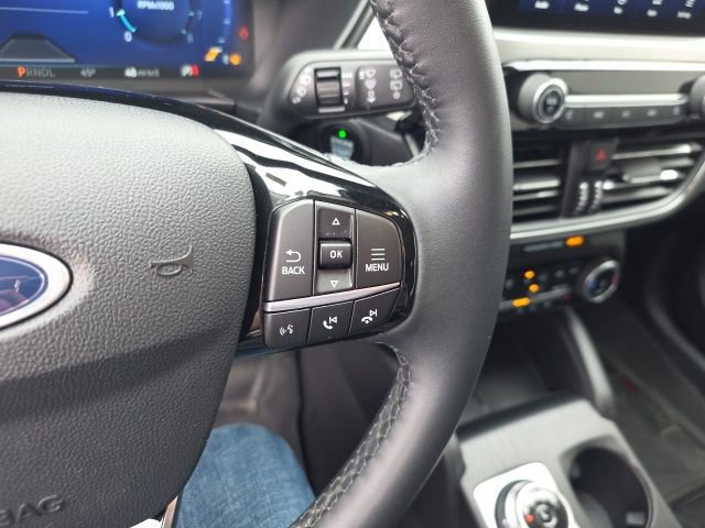 Certified 2022 Ford Escape Titanium w/ Class II Trailer Tow Package image 27