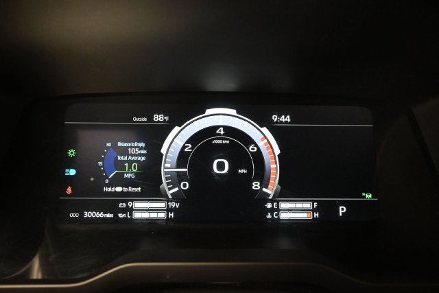 Used 2023 Toyota Tundra Platinum w/ Advanced Package AWD/4WD image 5