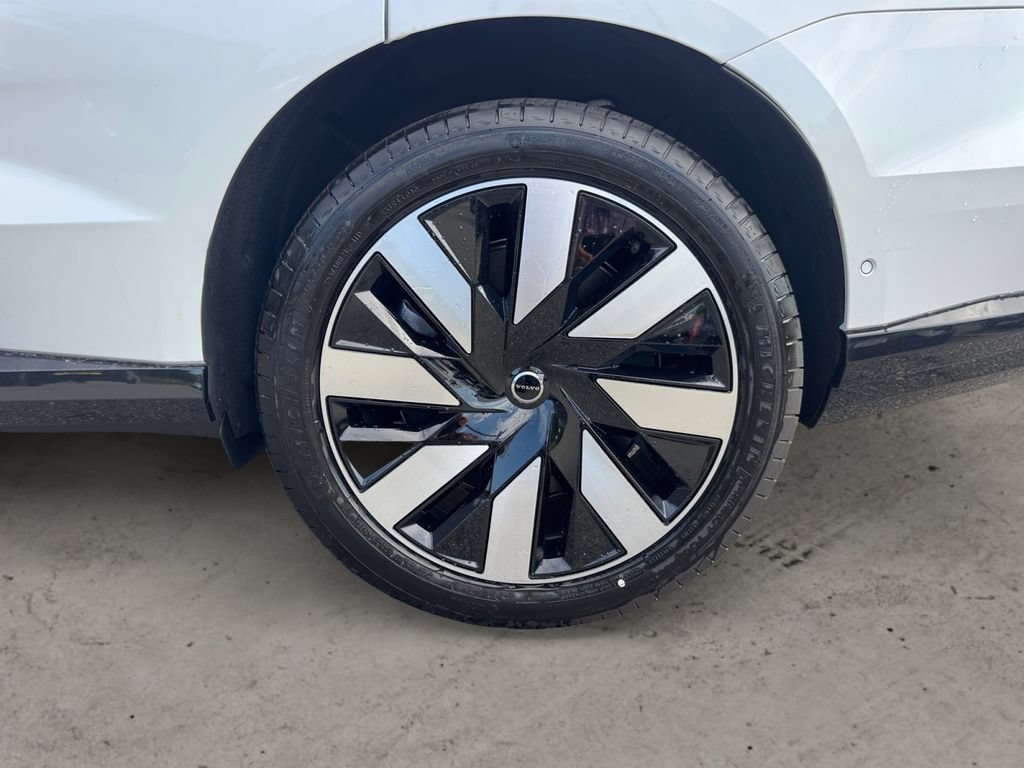 New 2026 Volvo EX90 Ultra AWD/4WD image 8