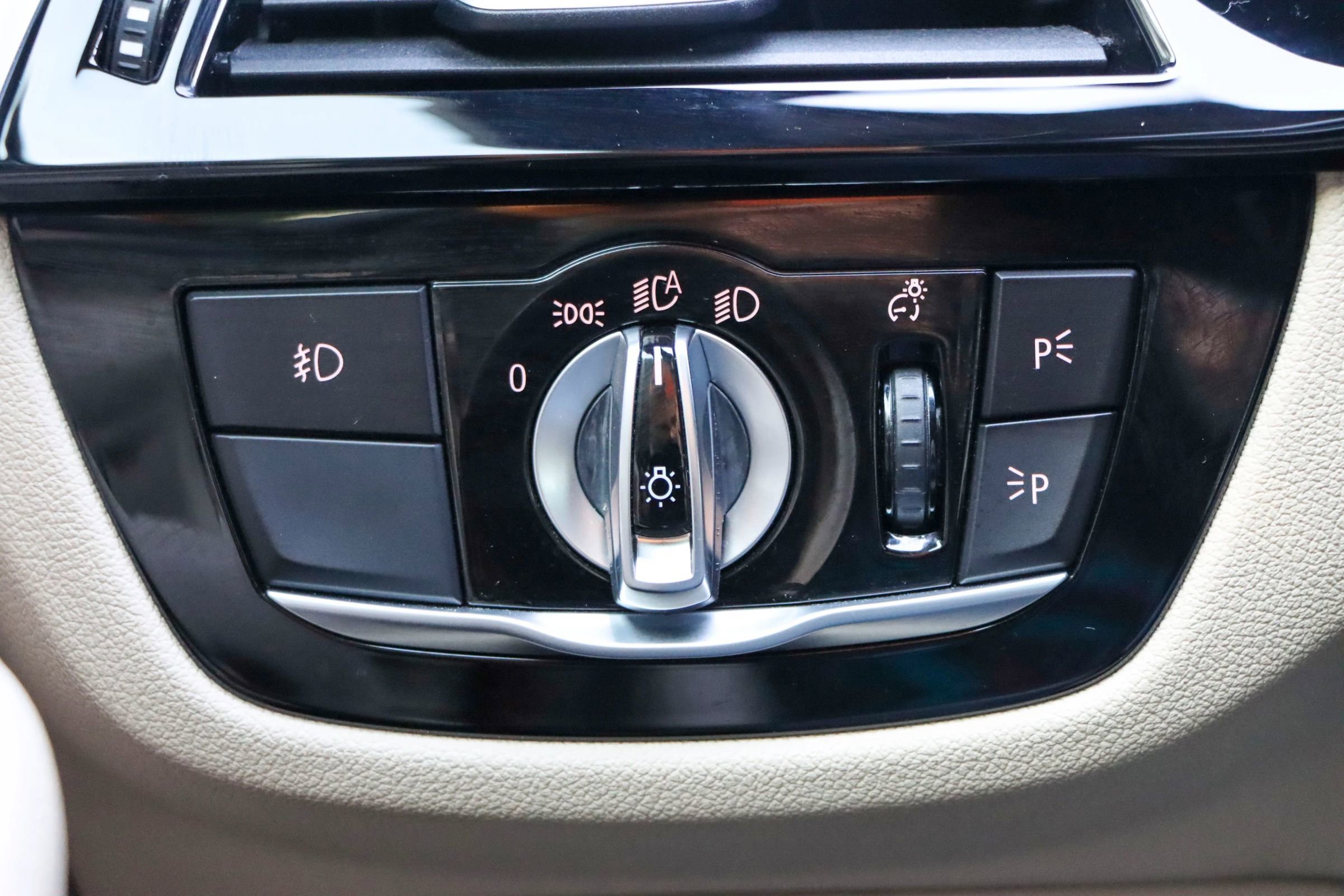 Used 2018 BMW 530i image 31