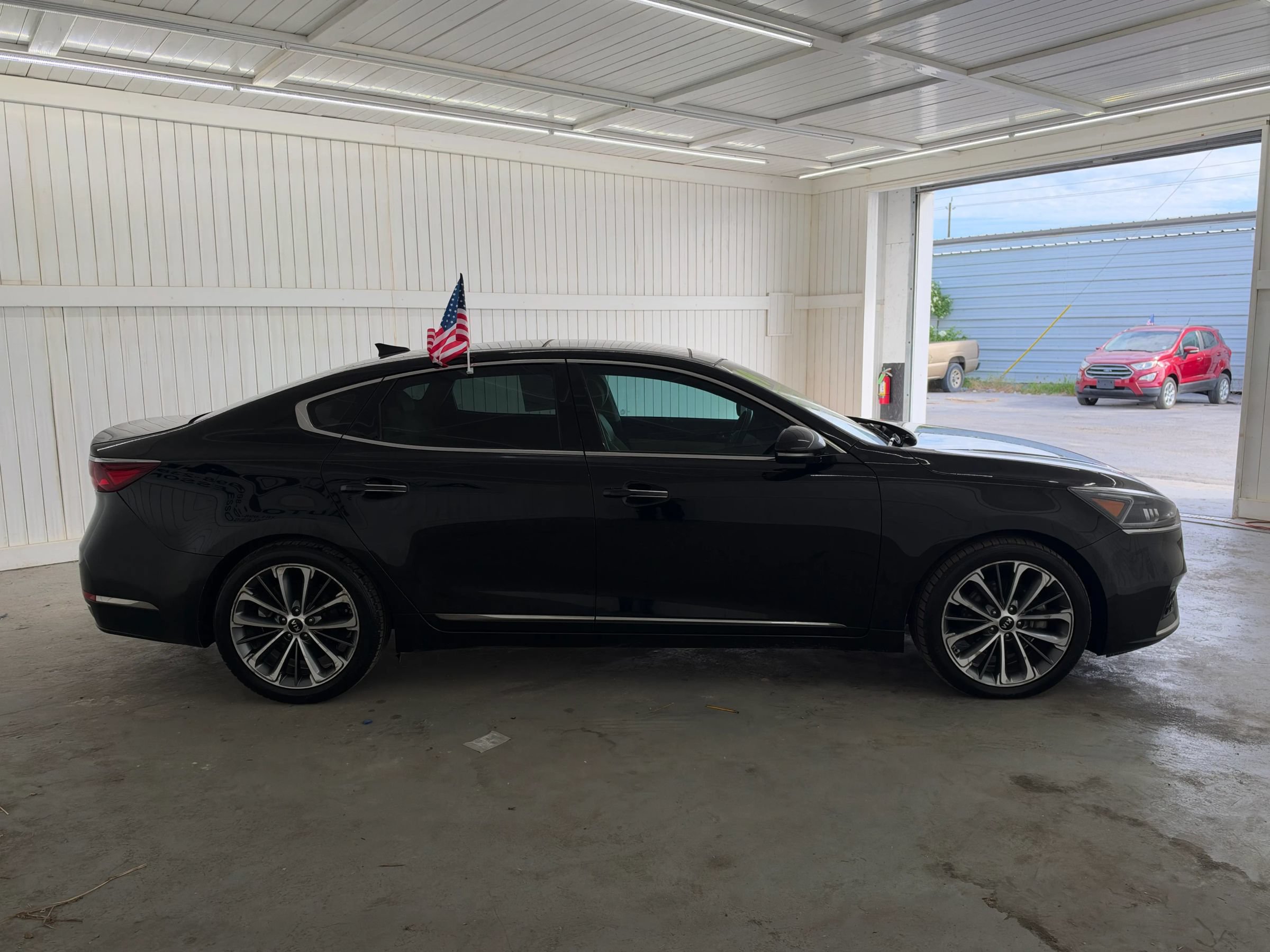 Used 2019 Kia Cadenza Technology FWD image 4