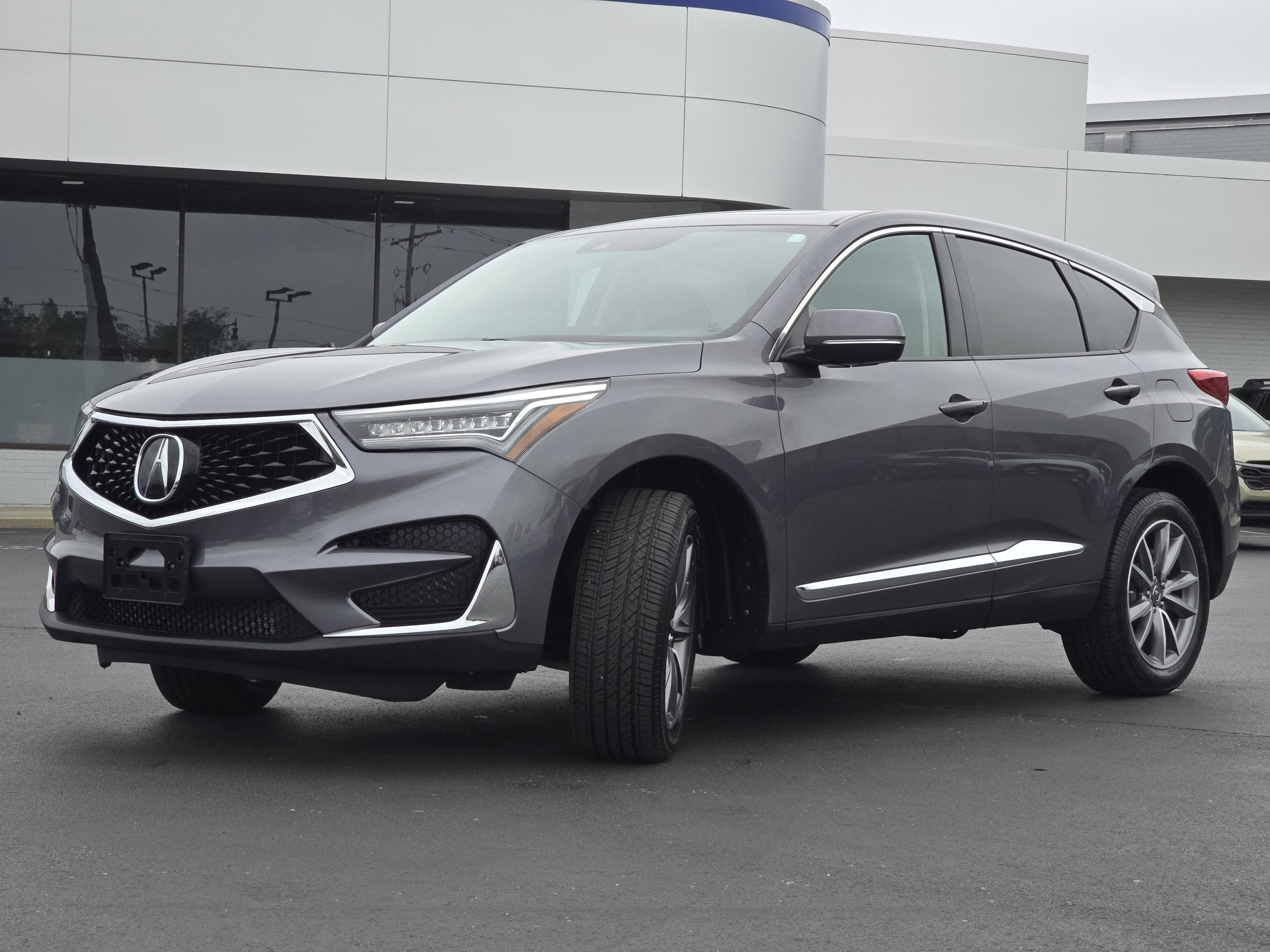 Used 2020 Acura RDX w/ Technology Package AWD/4WD image 3