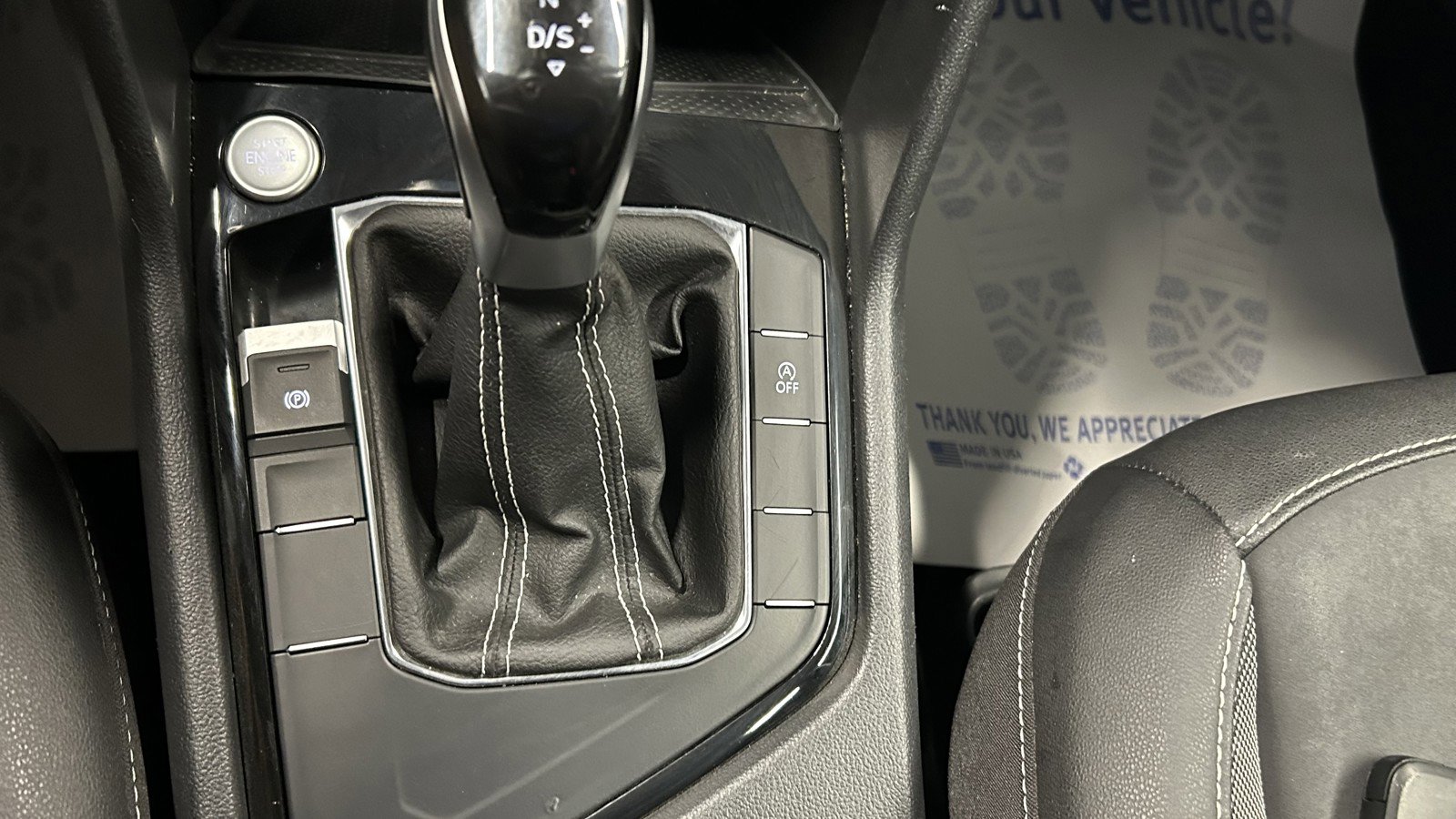 Used 2024 Volkswagen Taos SE image 33