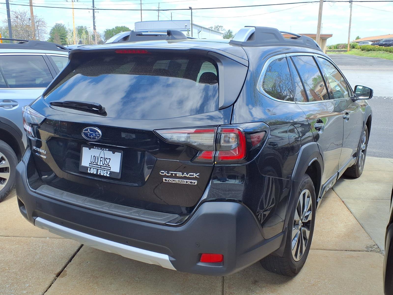 Used 2024 Subaru Outback Touring XT image 2
