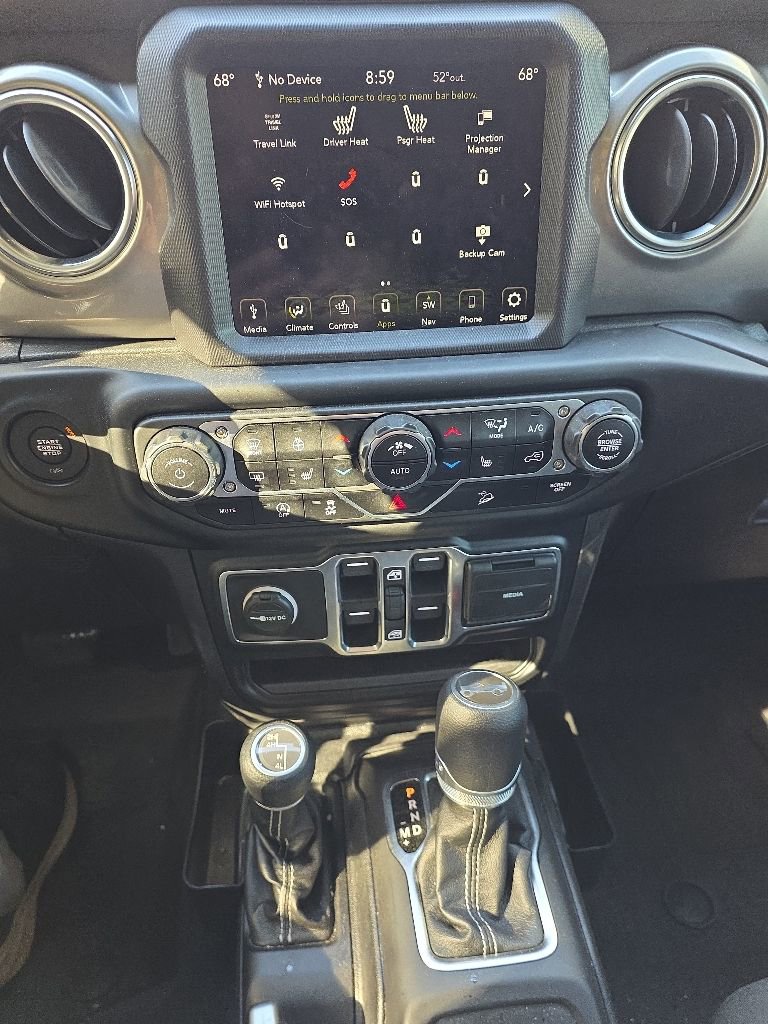 Used 2020 Jeep Wrangler Unlimited Sahara AWD/4WD image 30