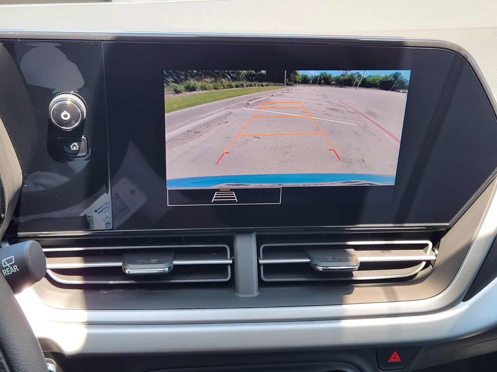 New 2026 Chevrolet Trax LS FWD image 18