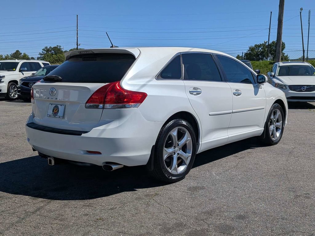 Used 2010 Toyota Venza FWD image 5