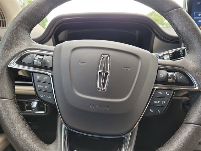 Certified 2023 Lincoln Nautilus FWD w/ Premium Package image 11