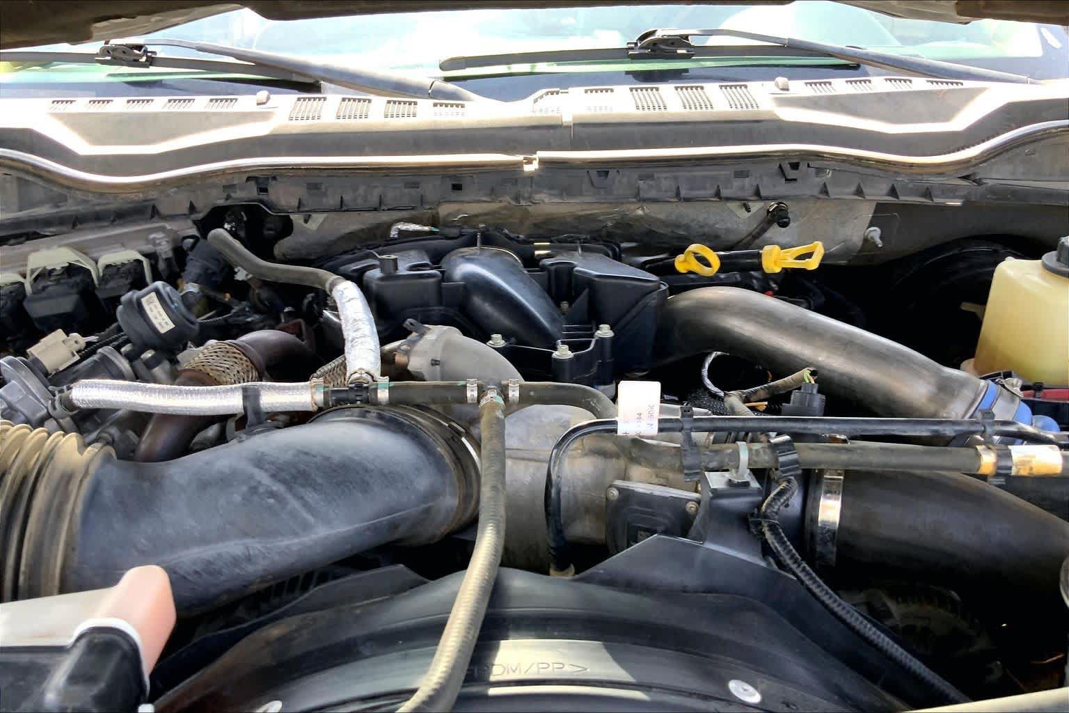Used 2018 Ford F250 Lariat w/ Lariat Ultimate Package AWD/4WD image 32