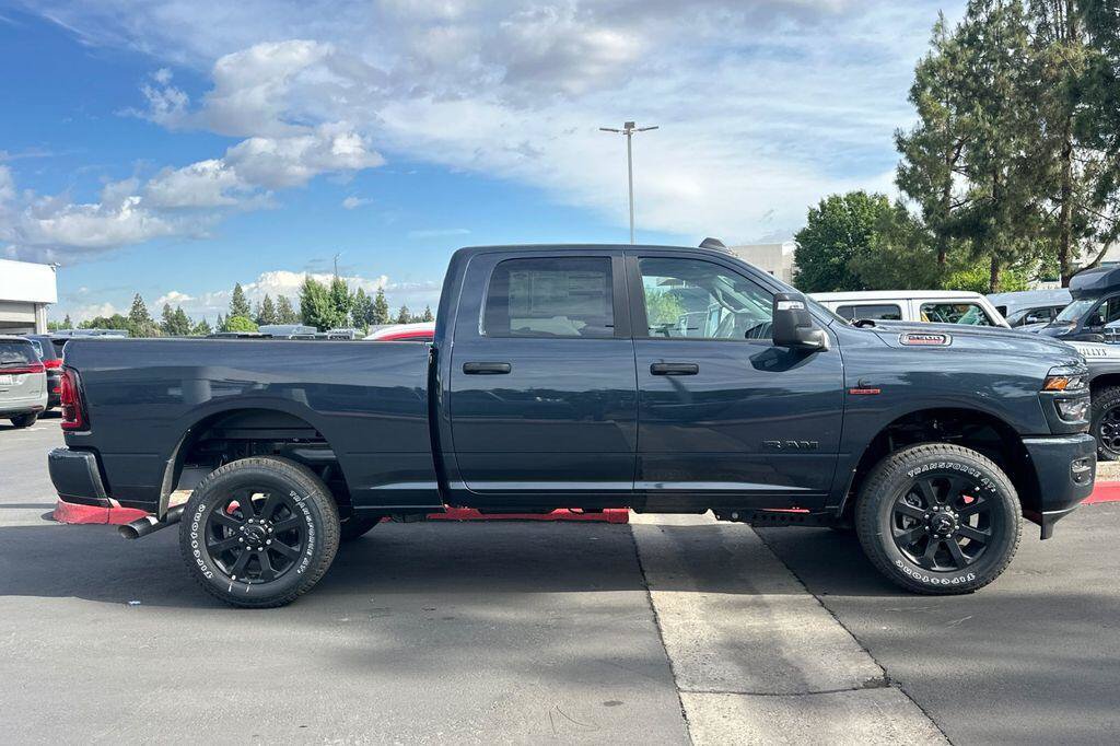 New 2026 RAM 2500 Big Horn AWD/4WD image 3