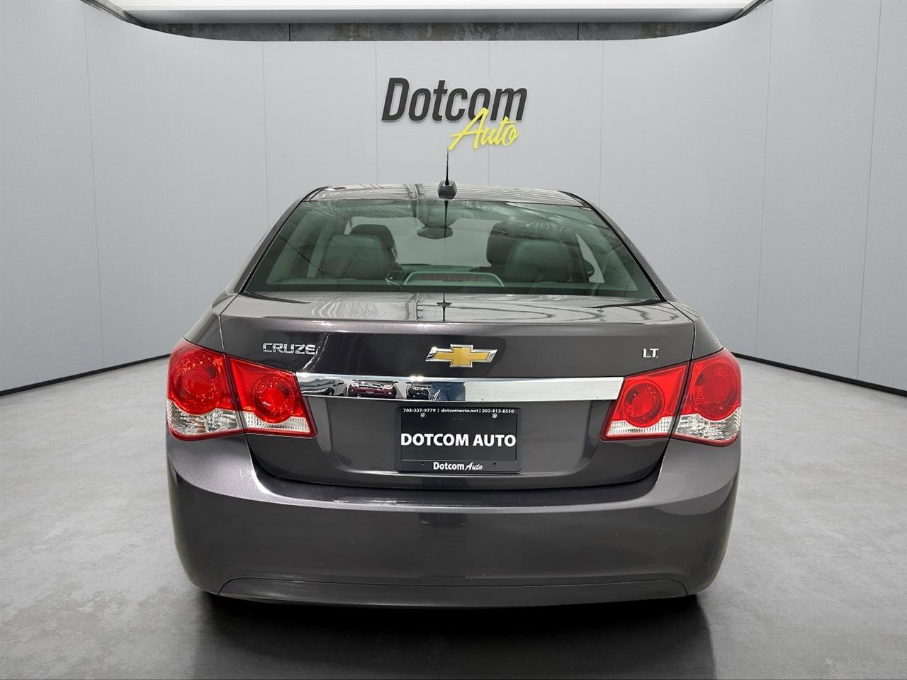 Used 2015 Chevrolet Cruze LT FWD image 4