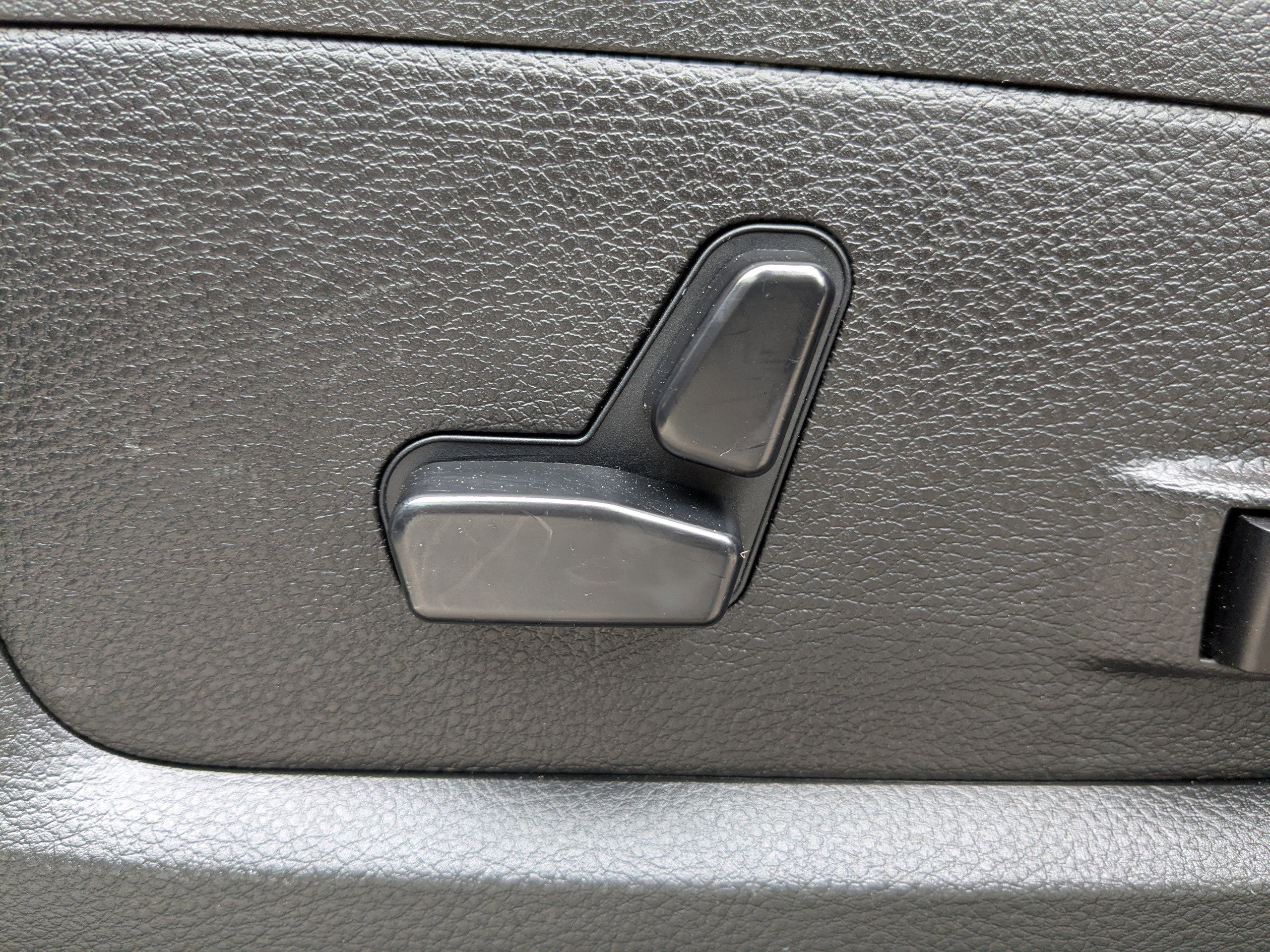 Used 2024 RAM 2500 Laramie image 20