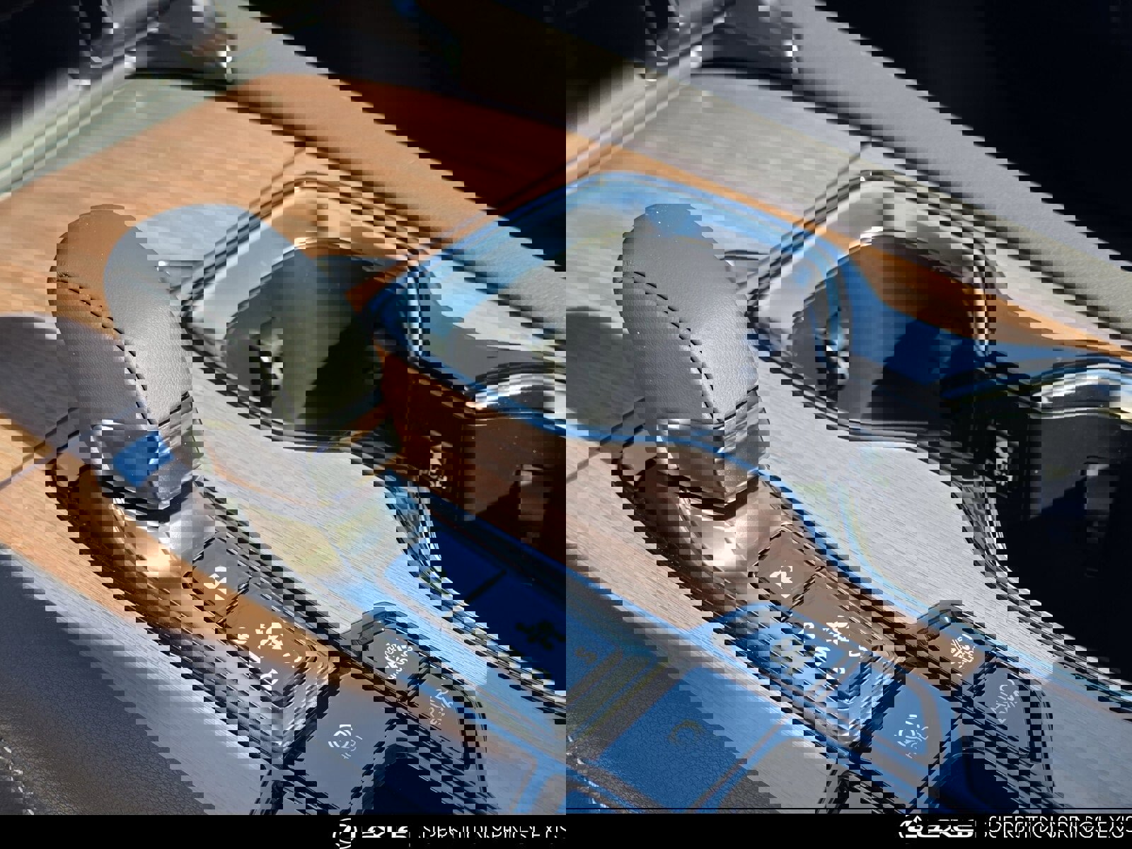 New 2026 Lexus RX 450h AWD image 19