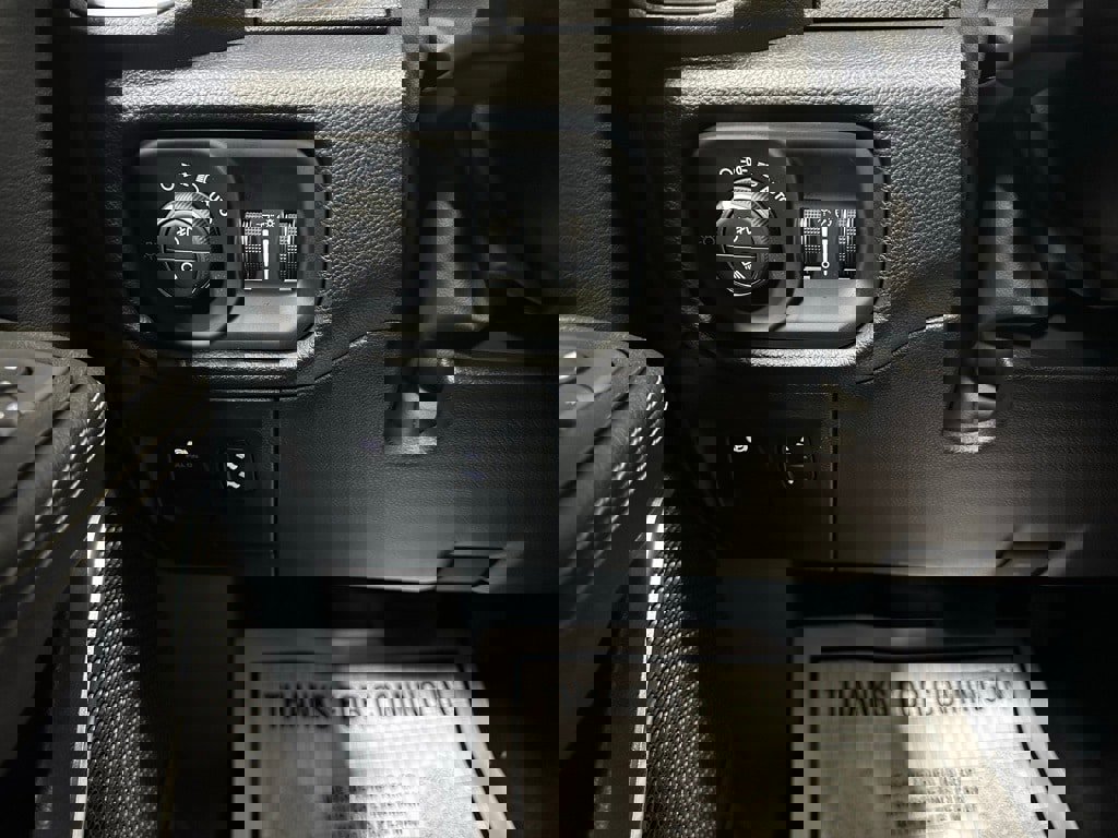 Used 2025 RAM 1500 Laramie image 18