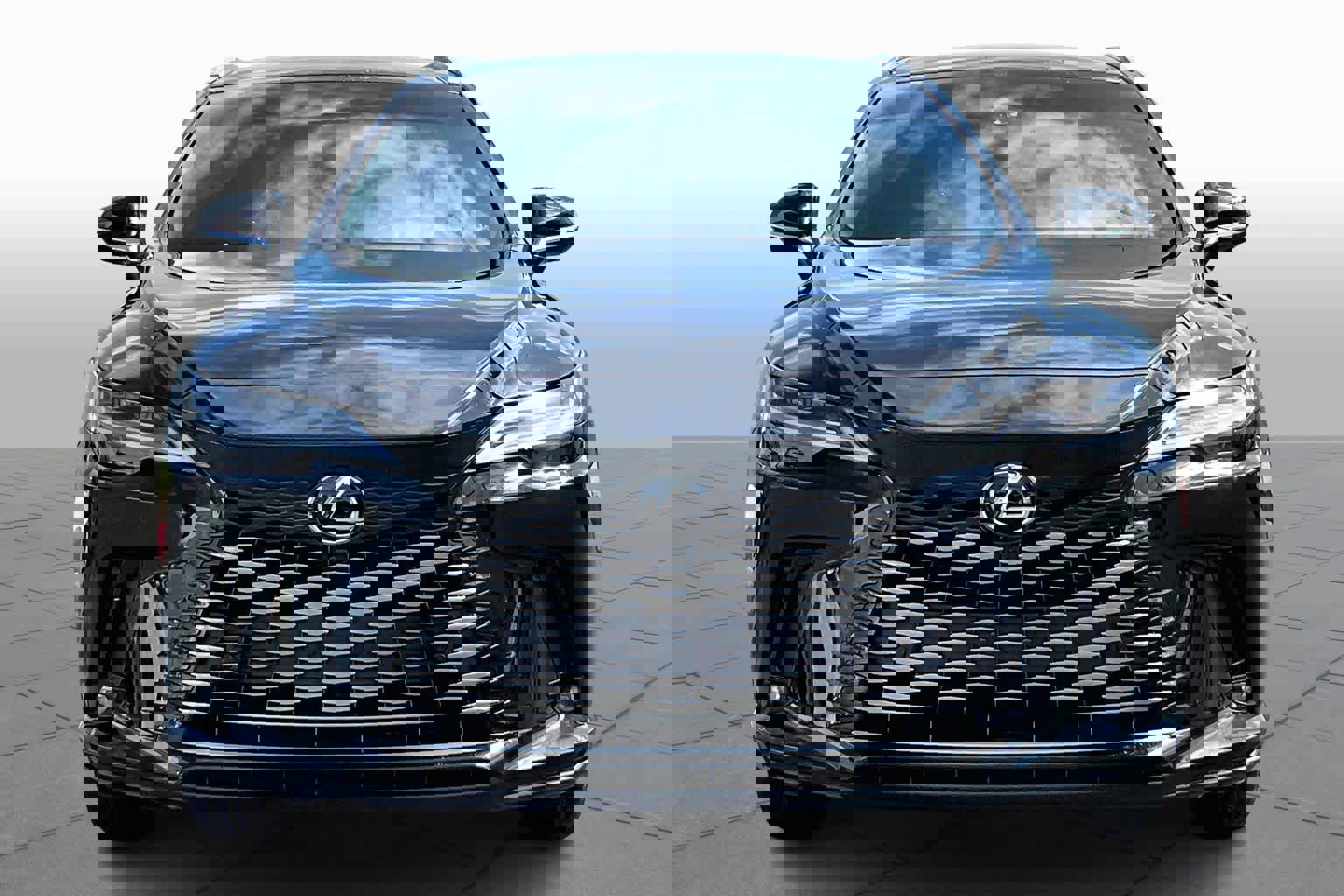 Used 2025 Lexus RX 450h Luxury w/ Convenience Package image 3