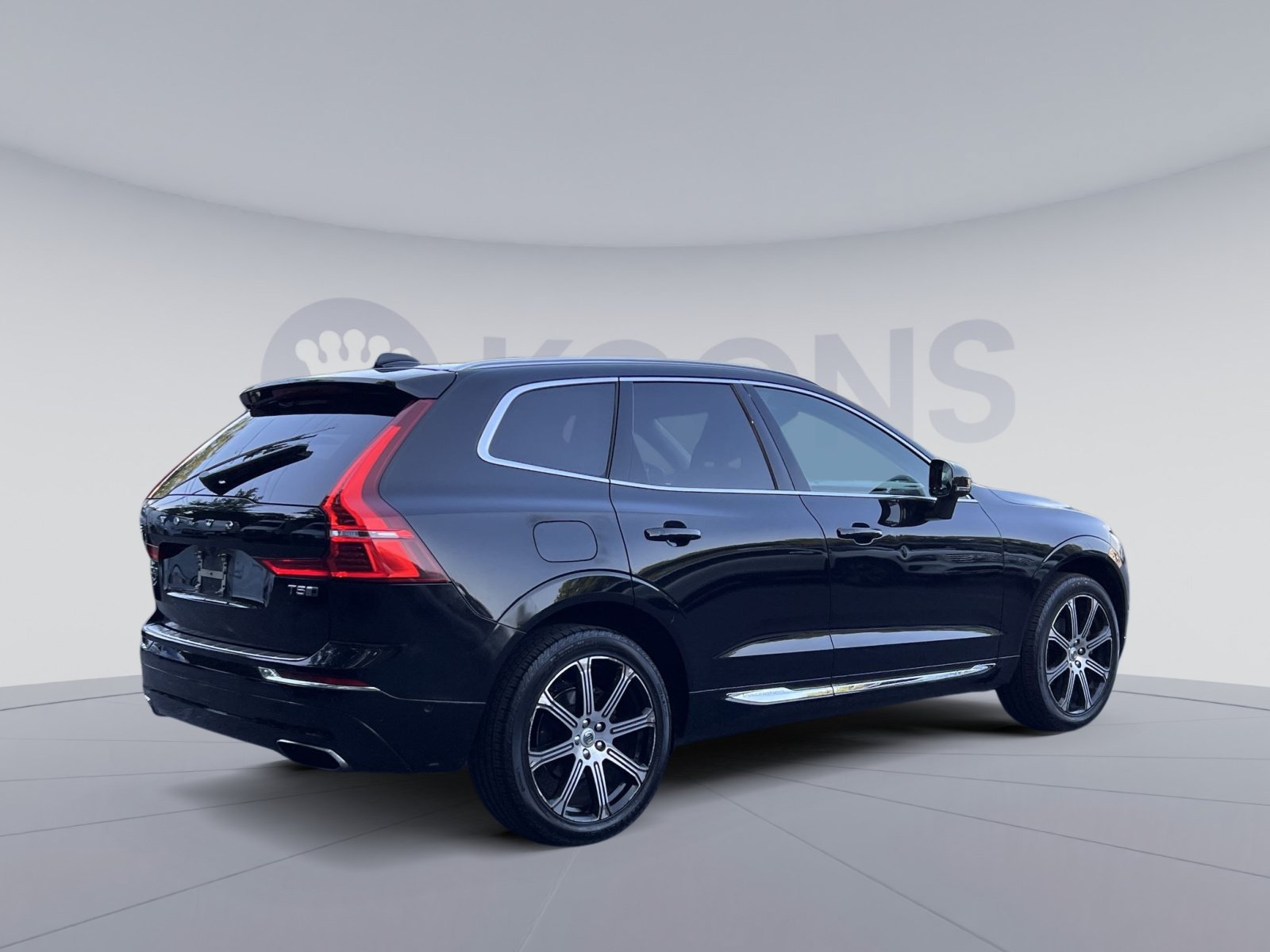 Used 2018 Volvo XC60 T5 Inscription w/ Luxury Seat Package AWD/4WD image 11