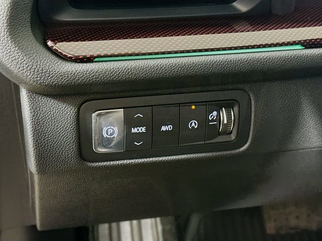 New 2026 Chevrolet Traverse RS w/ LPO, Floor Liner Package image 10