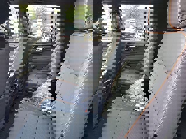 New 2026 GMC Yukon XL AT4 image 11