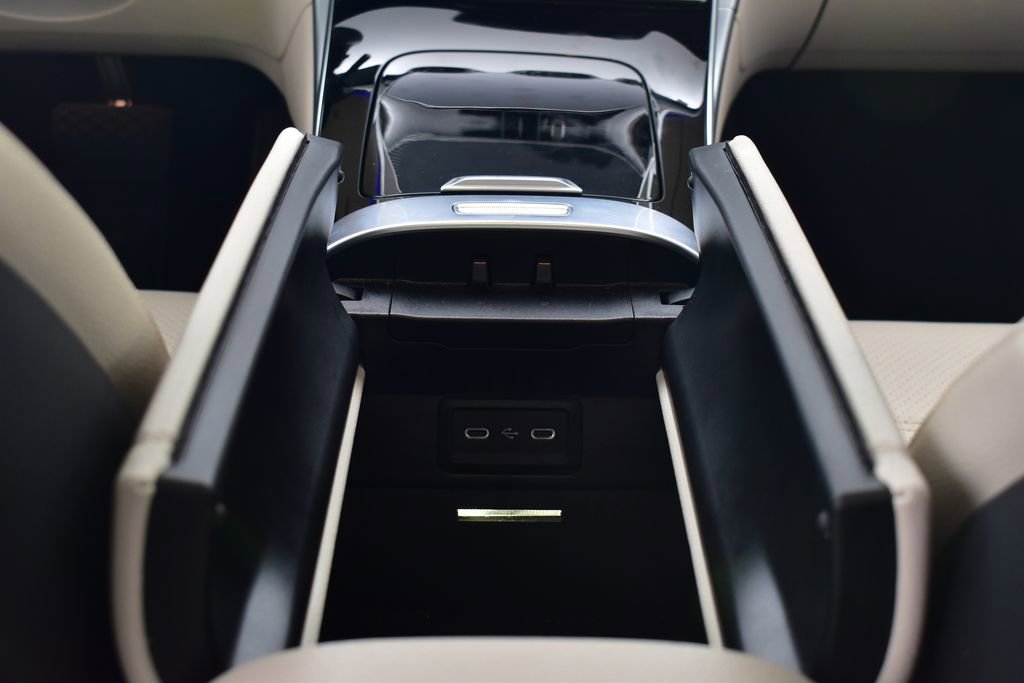 Certified 2022 Mercedes-Benz C 300 4MATIC Sedan image 22